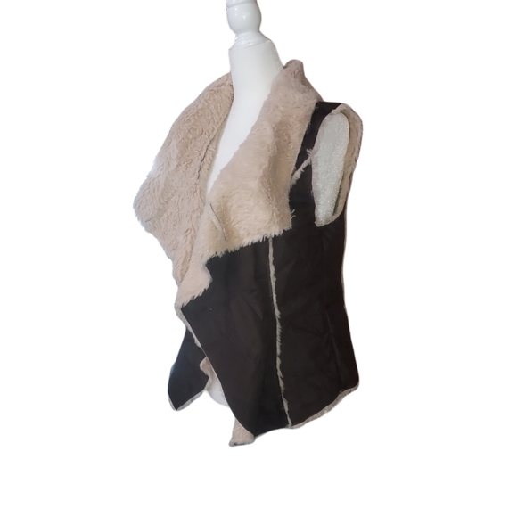 Knox Rose M Open Front Faux Fur Vest Over Coat Sleeveless Patchwork Brow… - Picture 2 of 5